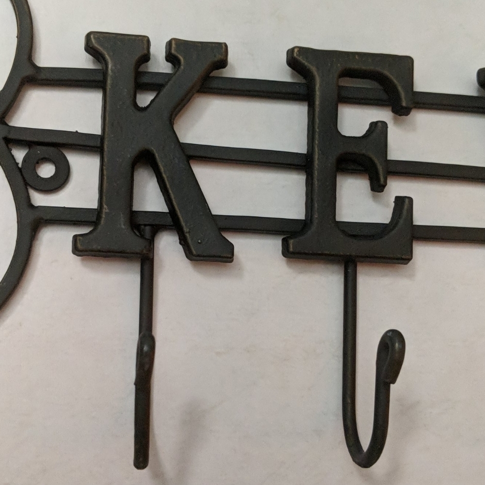 Wall -Mounted Key Rack Organizer - Picture 4 of 8